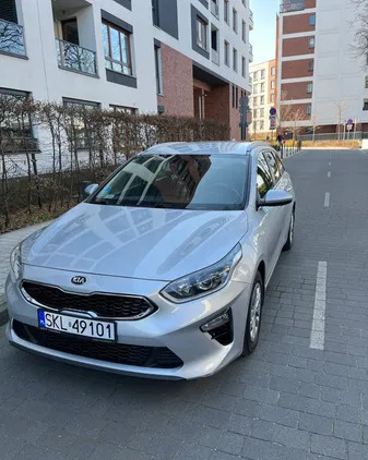 samochody osobowe Kia Ceed cena 49900 przebieg: 83000, rok produkcji 2018 z Warszawa